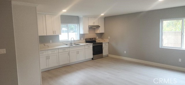 3117 S Center Street, Santa Ana CA: https://media.crmls.org/medias/18418a2e-ee69-43cd-8b14-b024d4008b6e.jpg