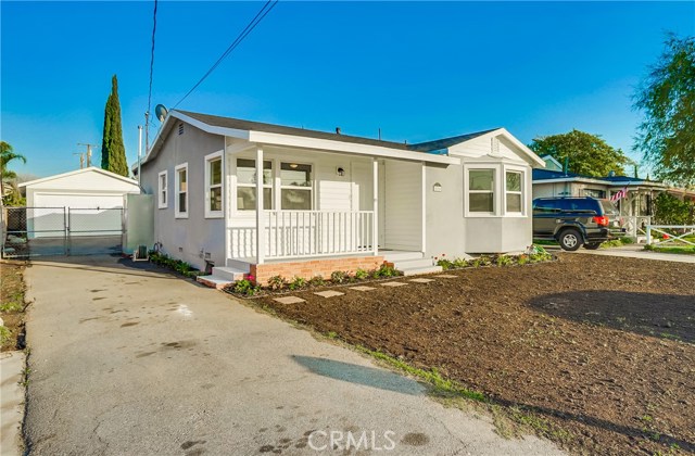 836 Random Ln, Duarte, CA 91010