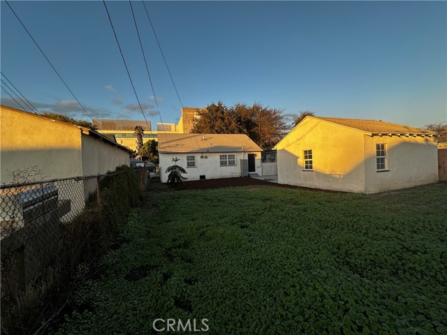 Detail Gallery Image 11 of 12 For 1726 E 122nd, Los Angeles,  CA 90059 - 3 Beds | 1 Baths