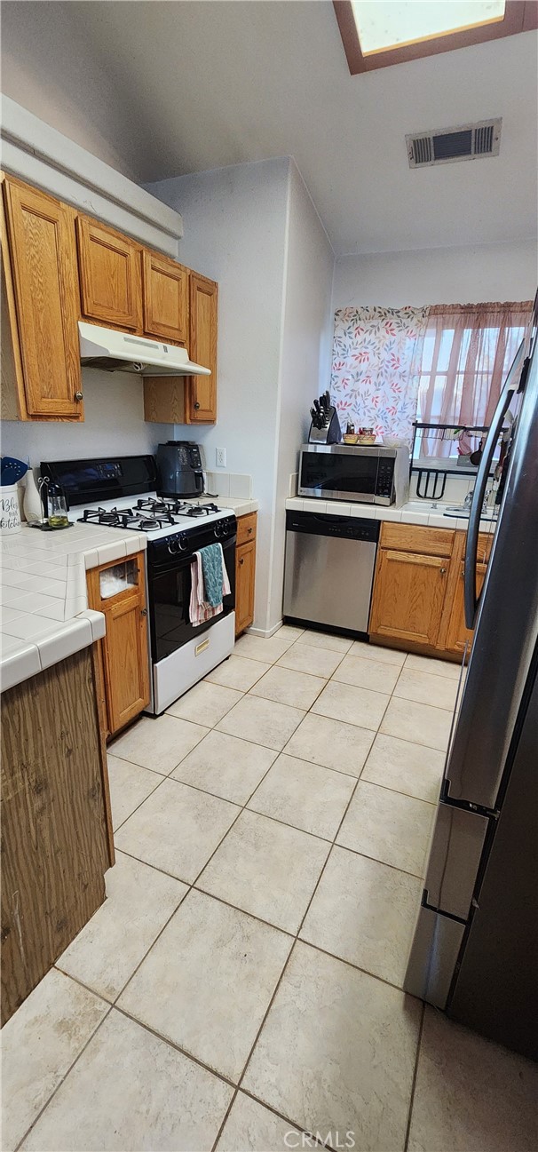 MLS #OC25253869 image #10