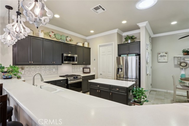 Detail Gallery Image 11 of 33 For 1654 Camino Cresta, Hemet,  CA 92545 - 2 Beds | 2 Baths