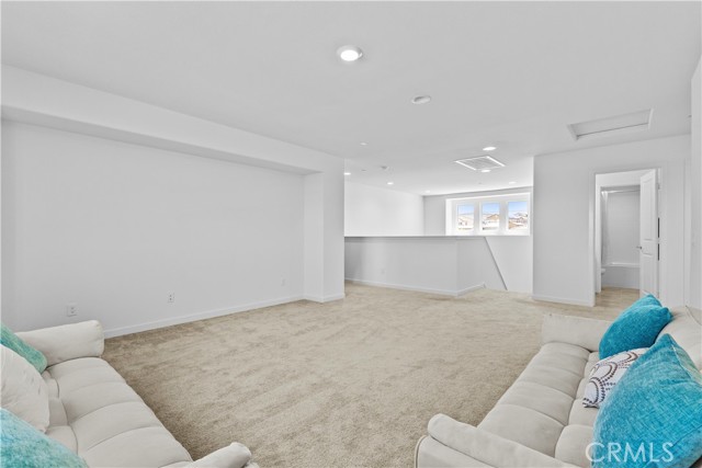 Image 19 of 44 For 36780 Arietta Way