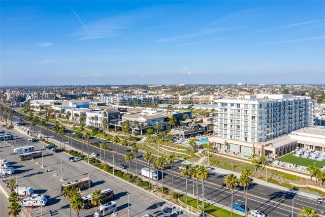 Detail Gallery Image 36 of 37 For 200 Pacific Coast Hwy #320,  Huntington Beach,  CA 92648 - 2 Beds | 2 Baths