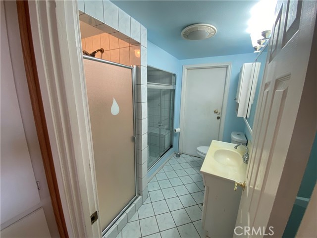 Northwest Full Bathroom