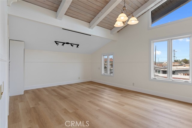 22224 Reynolds Drive, Torrance CA: https://media.crmls.org/medias/1844d416-bd9b-42cc-a335-594687723591.jpg
