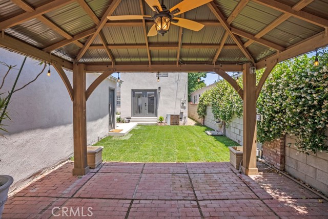 Detail Gallery Image 10 of 69 For 731 N Beachwood Dr, Burbank,  CA 91506 - 3 Beds | 2 Baths