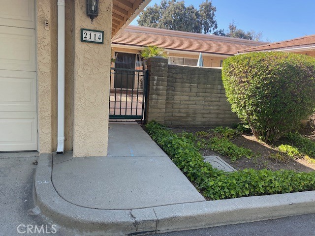 Detail Gallery Image 3 of 13 For 2114 Crespi Ln, Westlake Village,  CA 91361 - 2 Beds | 2 Baths
