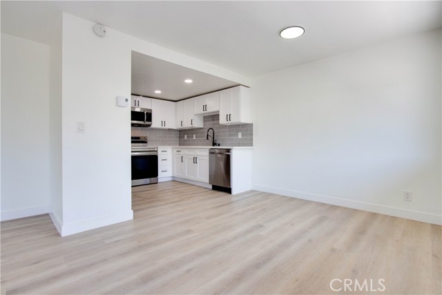 Detail Gallery Image 9 of 23 For 226 N Citrus Ave #D,  Vista,  CA 92084 - 2 Beds | 1 Baths