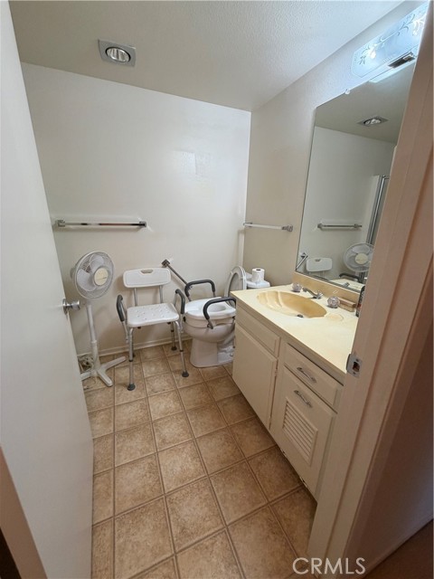 Detail Gallery Image 15 of 21 For 3306 via Carrizo a,  Laguna Woods,  CA 92637 - 2 Beds | 2 Baths