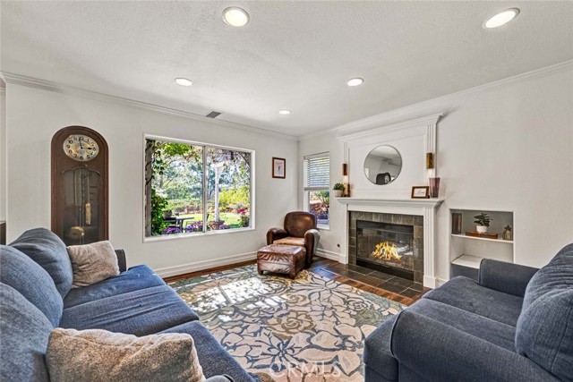 Detail Gallery Image 7 of 34 For 24 Rodeo, Lake Forest,  CA 92610 - 3 Beds | 2/1 Baths