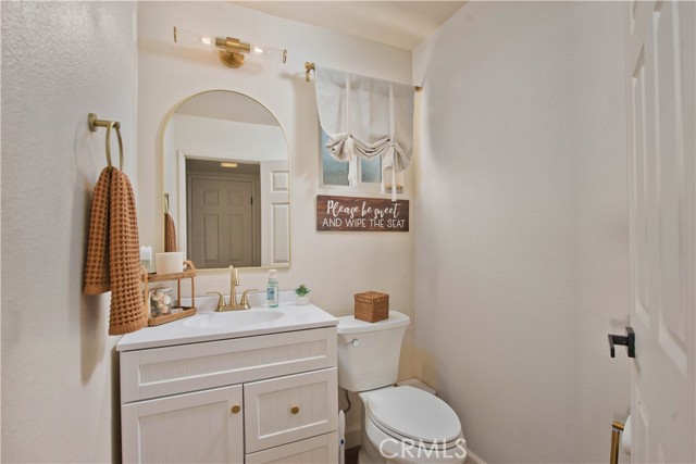 Detail Gallery Image 27 of 37 For 29130 Highplains Ct, Castaic,  CA 91384 - 4 Beds | 3 Baths