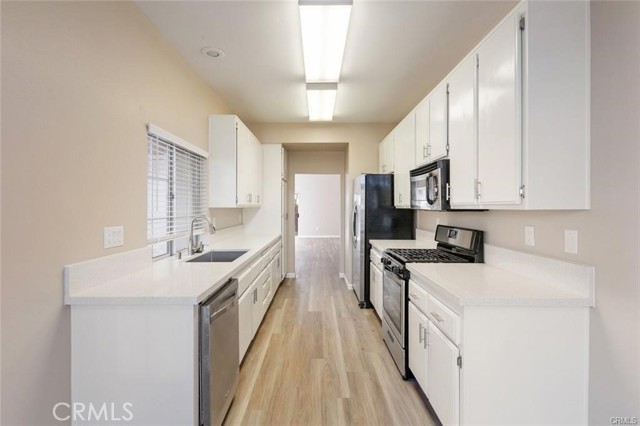 Detail Gallery Image 11 of 24 For 27294 Family Cir, Menifee,  CA 92586 - 3 Beds | 2 Baths