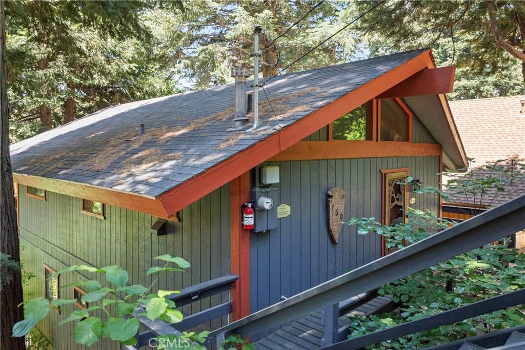 760 Lake Drive