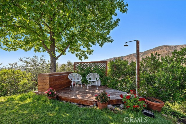 19041 Live Oak Canyon Road, Trabuco Canyon CA: https://media.crmls.org/medias/18493c04-9467-4533-852f-30c294b08c16.jpg