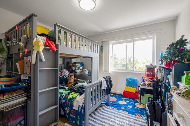 Detail Gallery Image 17 of 27 For 867 Aubrey Ct #3,  Hermosa Beach,  CA 90254 - 3 Beds | 3/1 Baths