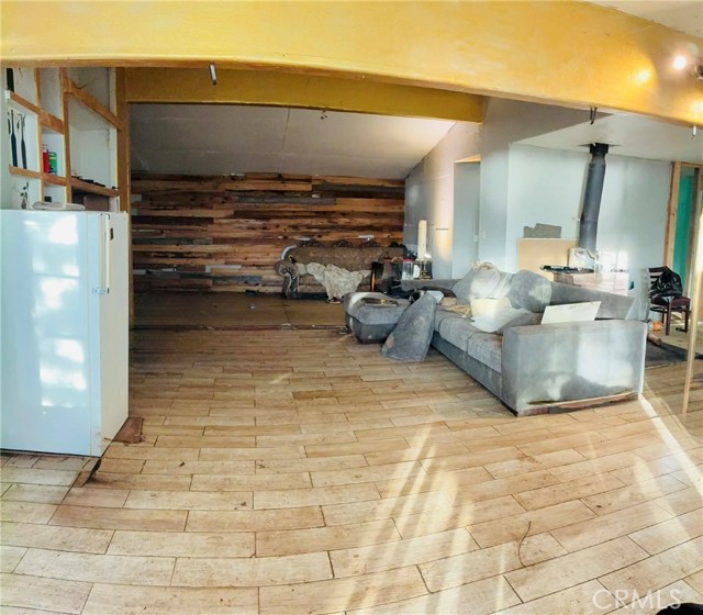 Detail Gallery Image 5 of 11 For 3891 Sunset, Lucerne,  CA 95458 - 3 Beds | 2 Baths