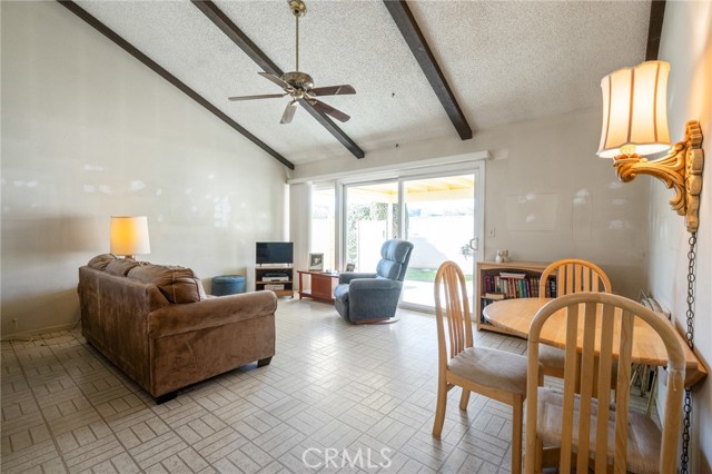 Detail Gallery Image 14 of 41 For 10441 Rexford, Cypress,  CA 90630 - 4 Beds | 2 Baths