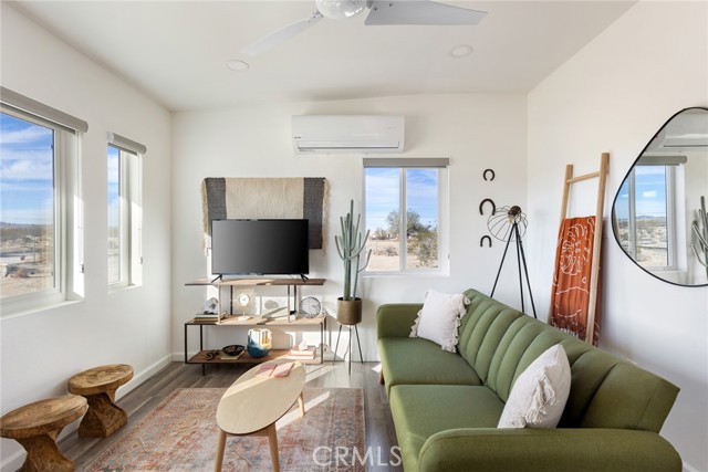 Detail Gallery Image 2 of 47 For 5737 Mojave Ranch Rd, Joshua Tree,  CA 92252 - 2 Beds | 2 Baths