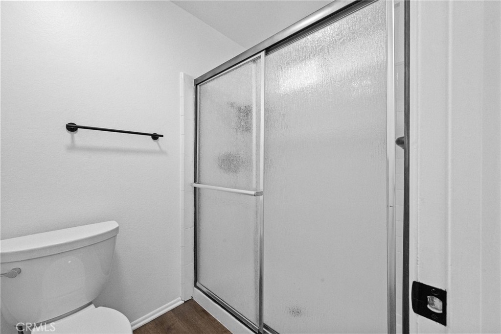 https://media.crmls.org/medias/184a069e-bbb1-49f2-9fd9-14f2723dfe51.jpg?preset=X-Large