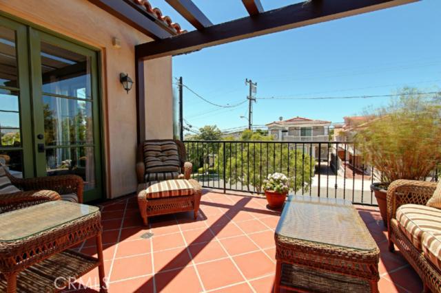 216 Irena Avenue, Redondo Beach, California 90277, 3 Bedrooms Bedrooms, ,3 BathroomsBathrooms,Residential,Sold,Irena,SB14153264