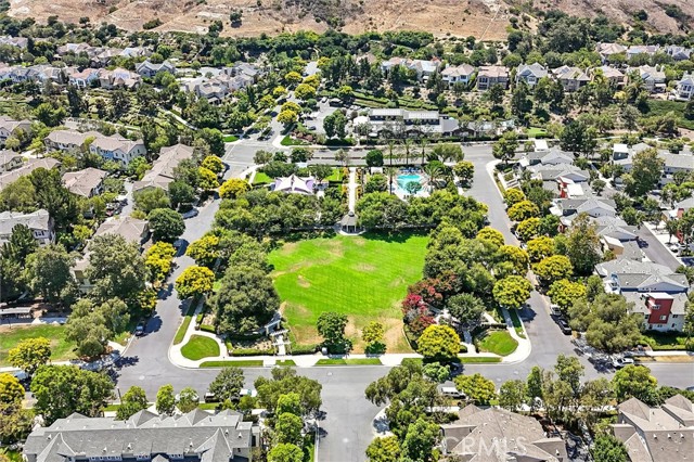 57 Hinterland Way, Ladera Ranch CA: https://media.crmls.org/medias/184a8a5e-2e1b-46cd-9242-6a79386d319d.jpg