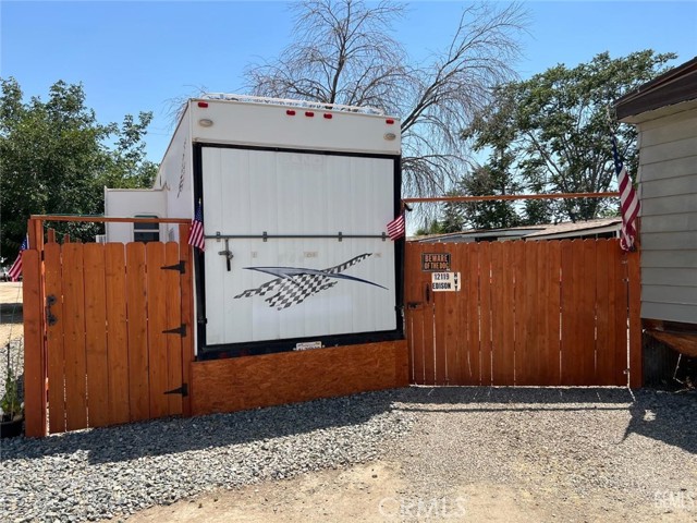 Detail Gallery Image 6 of 16 For 12119 Edison, Bakersfield,  CA 93307 - – Beds | – Baths