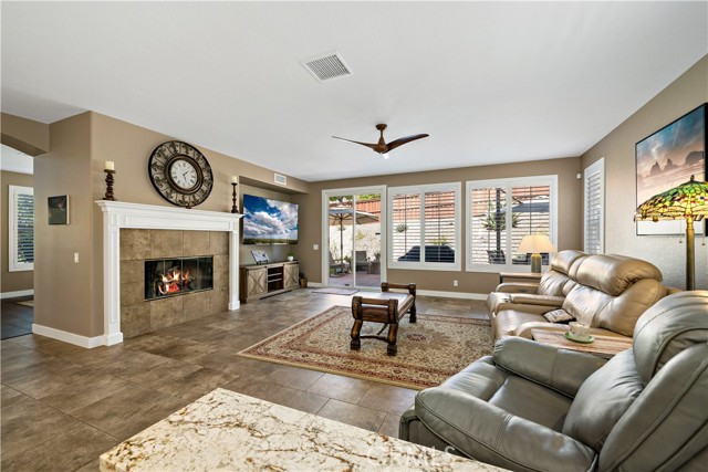 Detail Gallery Image 16 of 49 For 41574 Laurel Valley Cir, Temecula,  CA 92591 - 5 Beds | 4 Baths