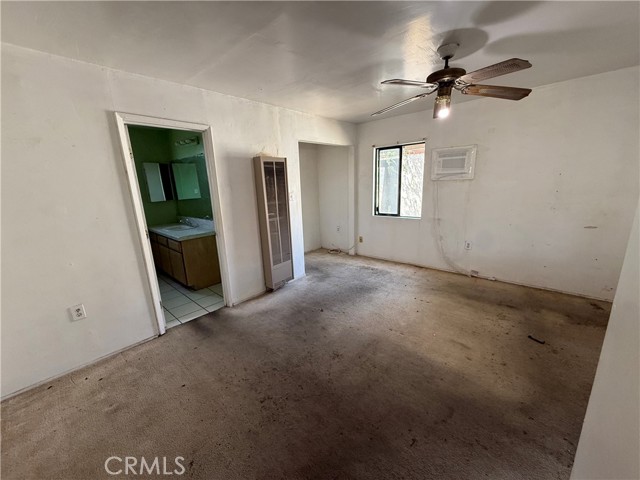 4416 Mesa, Bakersfield CA: https://media.crmls.org/medias/184c5936-cf0d-492b-b17f-808bbf9da14e.jpg