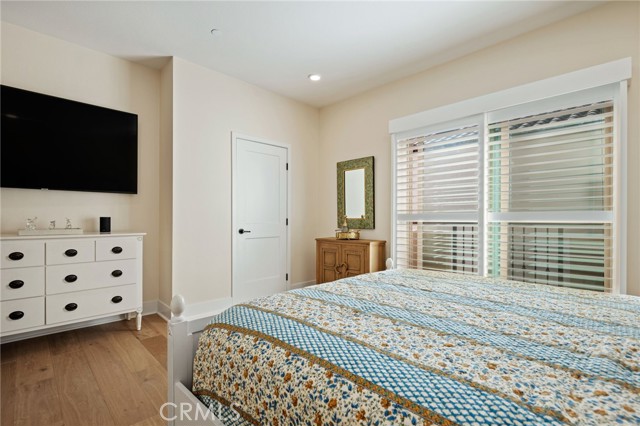 Detail Gallery Image 15 of 27 For 44 Coronado St #202,  Ventura,  CA 93001 - 2 Beds | 2/1 Baths
