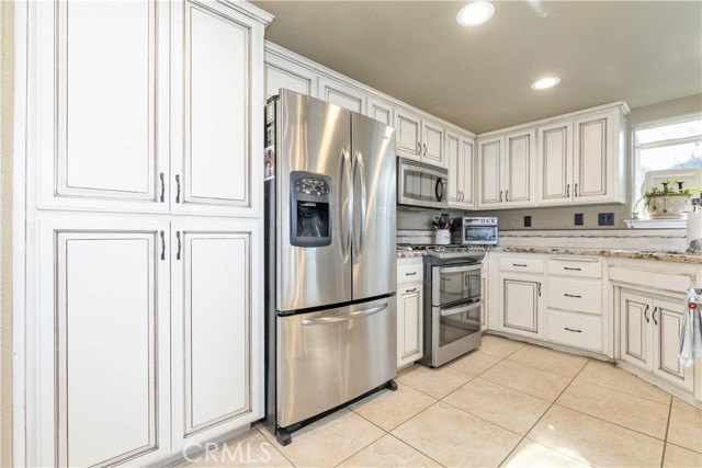 Detail Gallery Image 12 of 45 For 1212 Mariah, Paso Robles,  CA 93446 - 4 Beds | 2 Baths