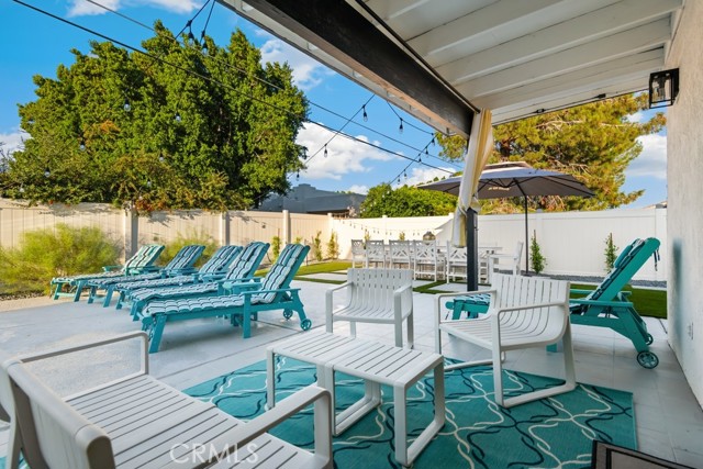 Detail Gallery Image 38 of 60 For 1980 E Rochelle Rd, Palm Springs,  CA 92262 - 5 Beds | 3 Baths