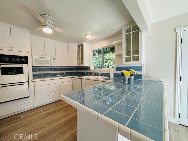34435 Calle Naranja, Dana Point CA: https://media.crmls.org/medias/184e533e-70ae-4a63-9d4a-be60074d9ba6.jpg