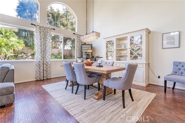 Detail Gallery Image 11 of 72 For 4578 Big Country Ct, Moorpark,  CA 93021 - 4 Beds | 4 Baths