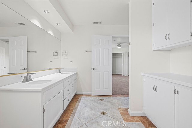 13620 Pales, Agua Dulce CA: https://media.crmls.org/medias/184f0e84-9e4f-4612-9f7c-554d73173591.jpg