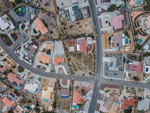 Detail Gallery Image 23 of 27 For 16499 Kamana Rd, Apple Valley,  CA 92307 - – Beds | – Baths