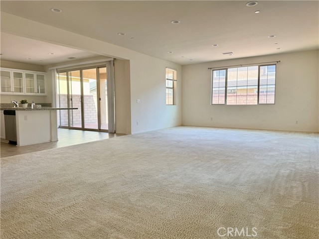 Detail Gallery Image 3 of 17 For 3210 E Rutherford Dr, Ontario,  CA 91761 - 4 Beds | 3 Baths