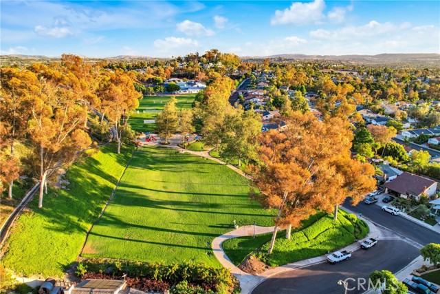 22701 Via Tercero, Mission Viejo CA: https://media.crmls.org/medias/185128fa-33d6-4b59-b2c3-9714a086a400.jpg