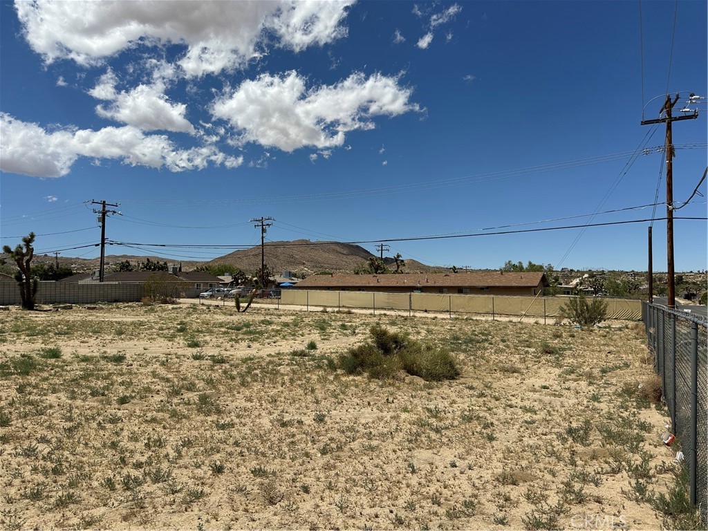 MLS #OC25191484 image #15