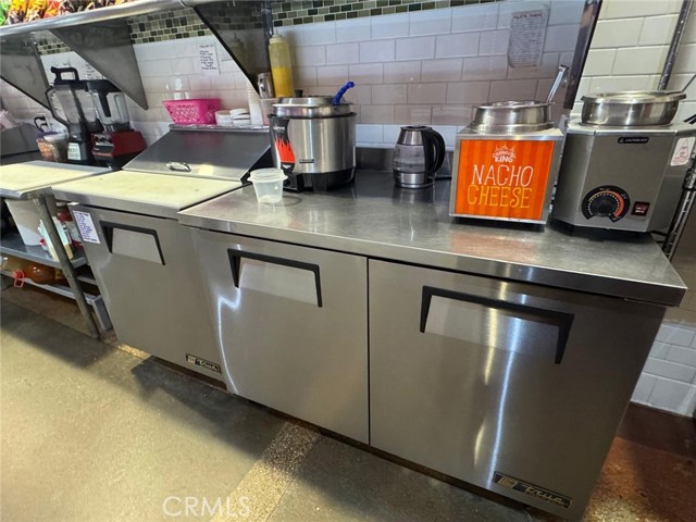  Commercial for Sale in Newhall, California