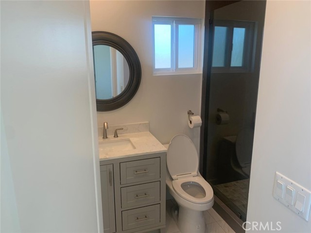 Detail Gallery Image 14 of 17 For 16507 San Fernando Mission Bld, Granada Hills,  CA 91344 - 2 Beds | 2/1 Baths