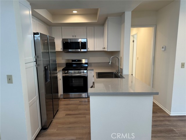 Detail Gallery Image 4 of 47 For 700 W 3rd, Santa Ana,  CA 92701 - 2 Beds | 2 Baths