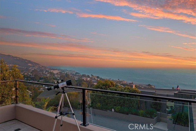 Detail Gallery Image 16 of 75 For 31422 Ceanothus Dr, Laguna Beach,  CA 92651 - 3 Beds | 3/1 Baths