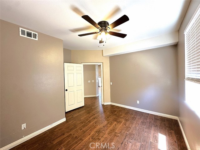 Detail Gallery Image 13 of 60 For 29848 Peacock Mountain Dr, Menifee,  CA 92584 - 5 Beds | 3 Baths