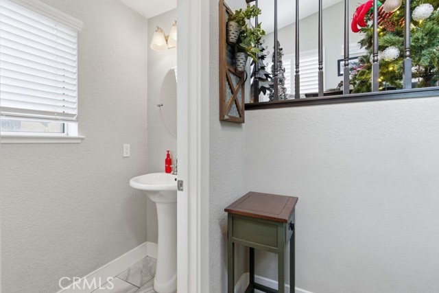 Detail Gallery Image 10 of 56 For 628 Crater, Modesto,  CA 95351 - 4 Beds | 2/1 Baths
