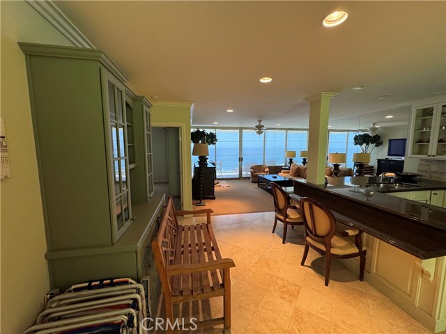 Detail Gallery Image 18 of 24 For 31755 Coast Highway #406, Laguna Beach,  CA 92651 - 2 Beds | 2 Baths