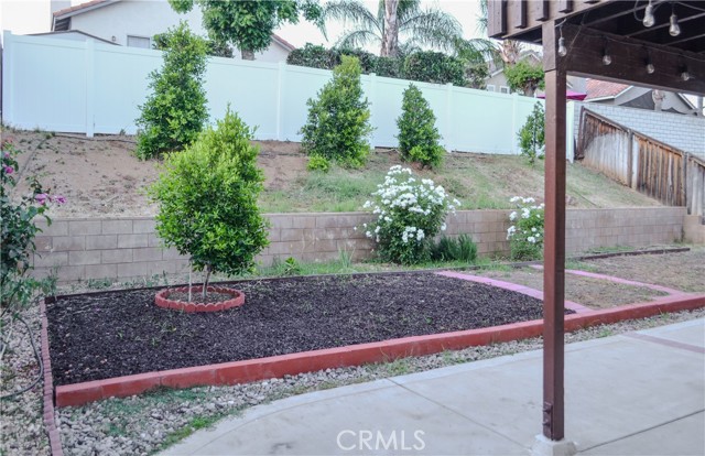 26300 Le Mans Drive, Moreno Valley CA: https://media.crmls.org/medias/1855e0b9-4f60-4cbd-a117-2a6a62676461.jpg