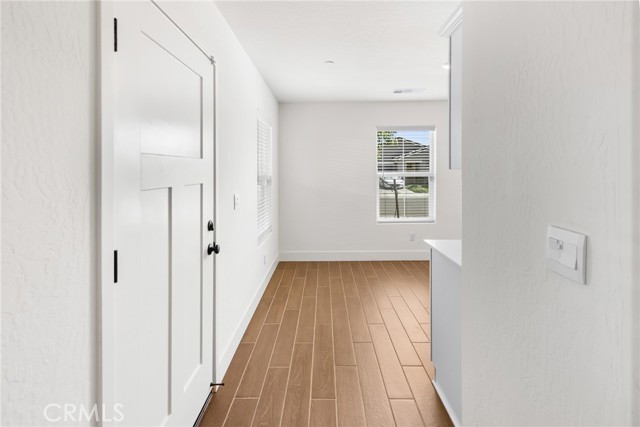 Detail Gallery Image 15 of 44 For 522 Sansoni St, Los Banos,  CA 93635 - 5 Beds | 3/1 Baths