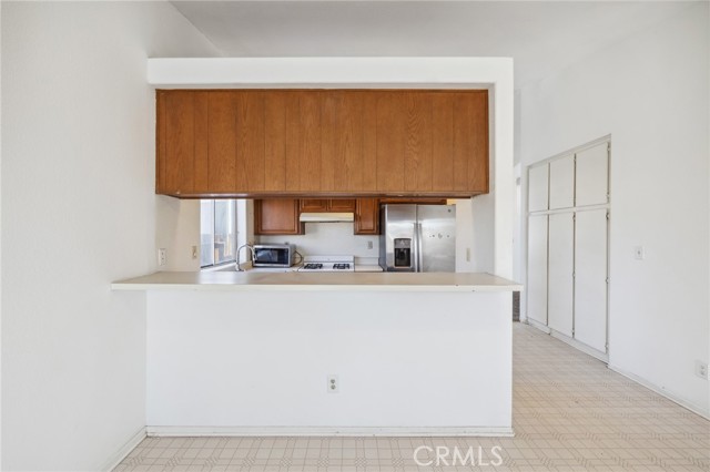 3112 Echo Drive, Rosamond CA: https://media.crmls.org/medias/1856834f-ad41-4f4d-bd74-091003388b01.jpg