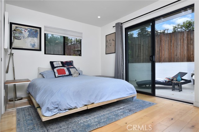 4751 Del Moreno Drive, Woodland Hills CA: https://media.crmls.org/medias/1857726f-210b-4ef2-a7e7-f5de76a798d5.jpg