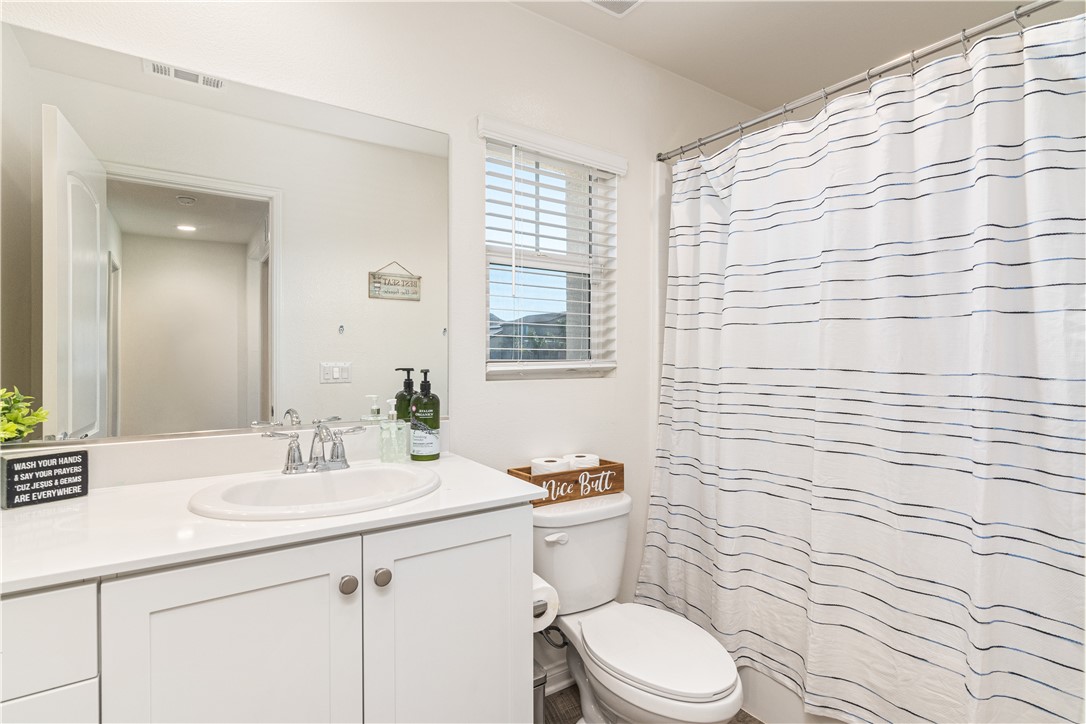 Detail Gallery Image 19 of 38 For 29597 Bison Rd, Winchester,  CA 92596 - 4 Beds | 3/1 Baths